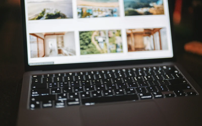 Upravljanje nekretninom bez agencije — stanodavac pregledava troškove